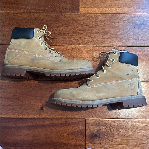 Timberland Classic Wheat Boots with Collar Men’s 7 - Picture 6 of 11